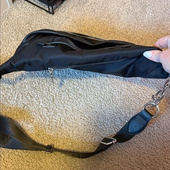 Black Leather belt Bag - Picture 2 of 4
